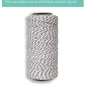 WE R Memory Keepers - Stitch happy - Saumavélaþráður - tvinni - bakers twine - grár og hvítur